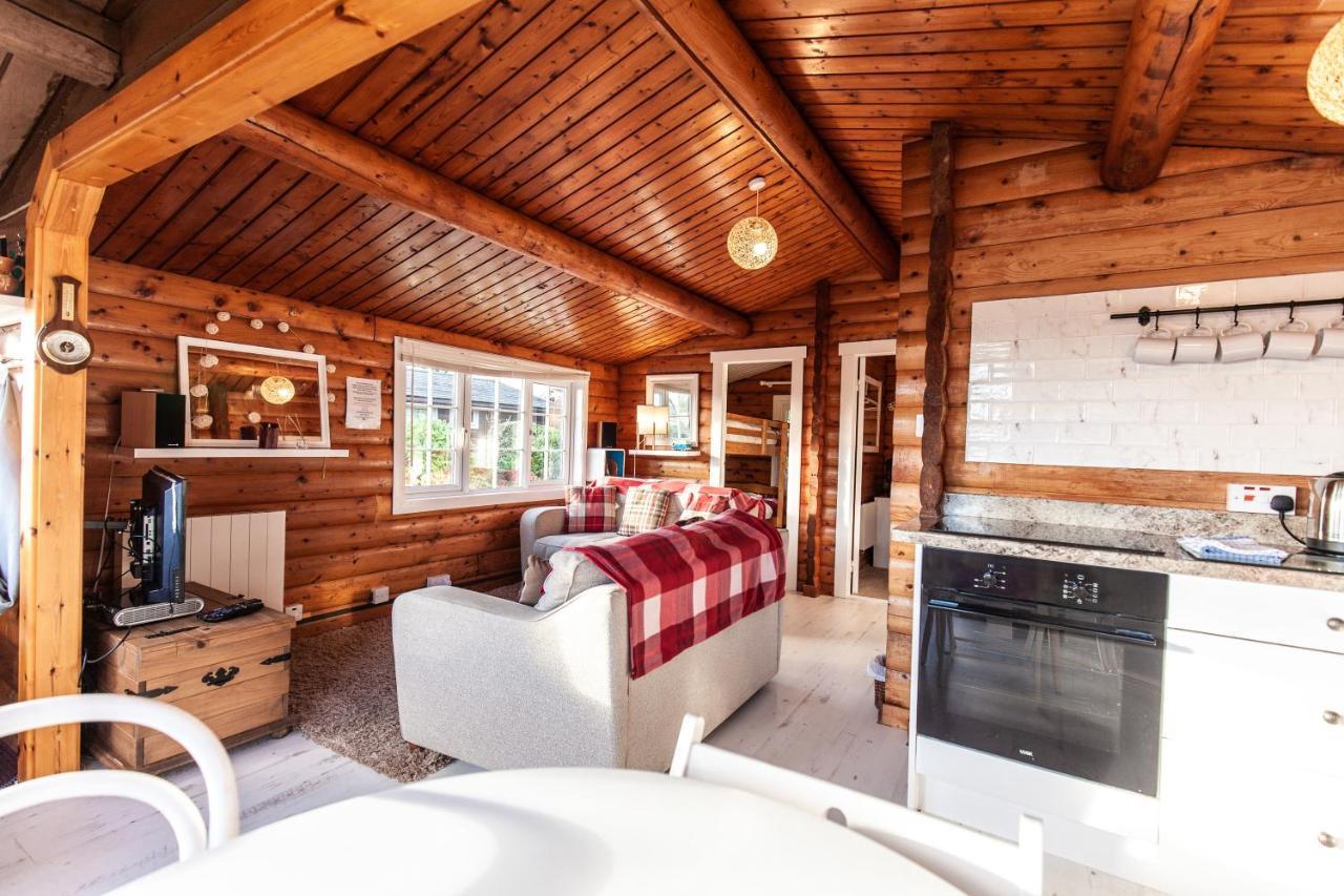 Welsh Retreat 2 Bedroom Log Cabin - Seren Property Trawsfynydd Exterior foto